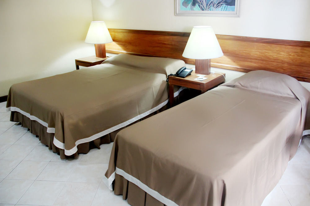 Almont Inland Resort Butuan City Eksteriør billede